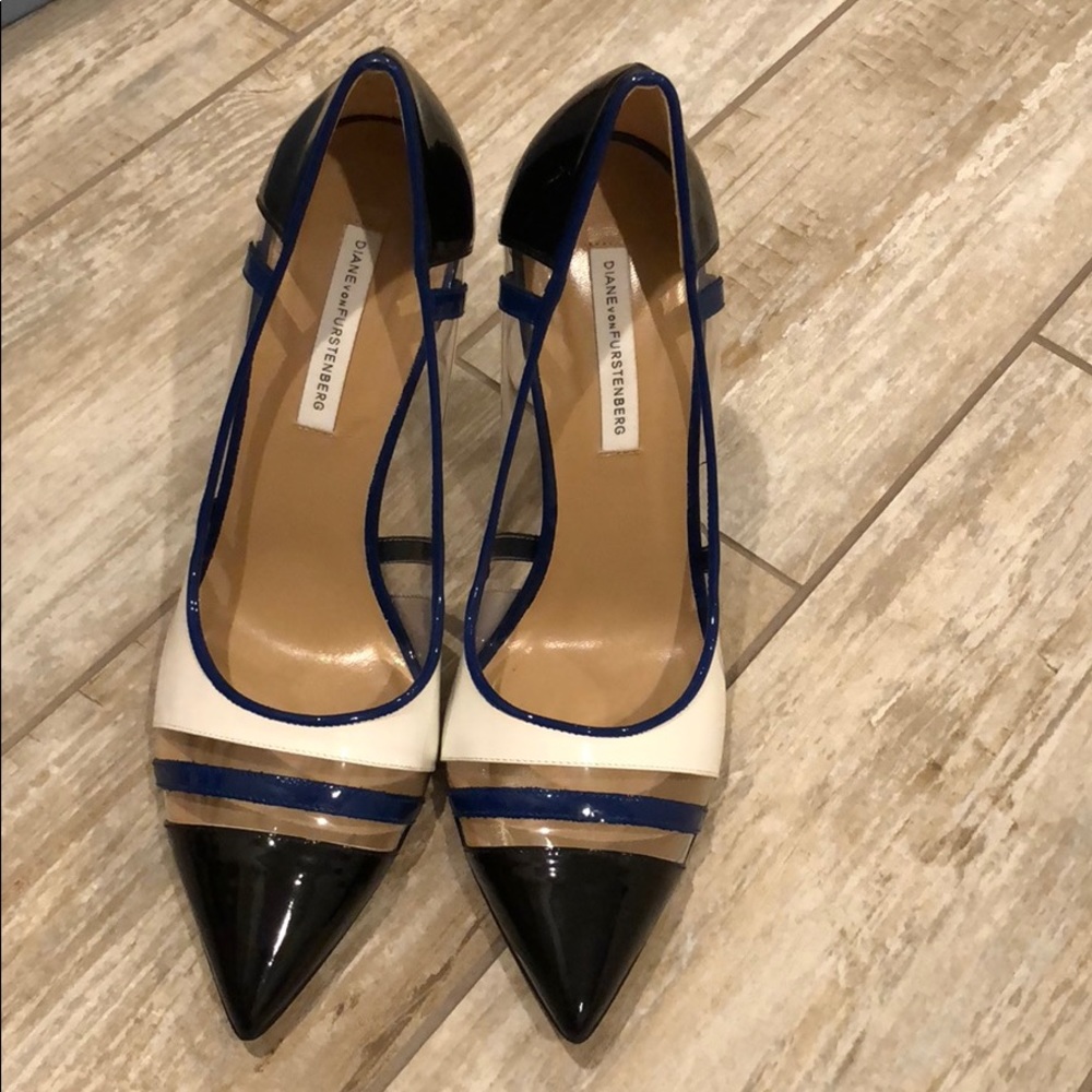 DVF 9.5 black patent high heel,white and blue 4.5”